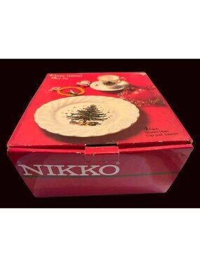 Nikko Happy Holidays 12-Piece Dinnerware Set With Christmas Tree Design